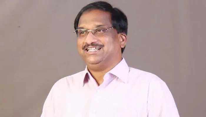 ప్రొఫెసర్ తప్పు ఒప్పుకున్నారు!