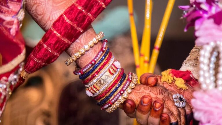 ‘ఆటా-సటా’పై హైకోర్టు ఆగ్రహం.. ఈ పద్ధతిలో పెళ్లిళ్లు ఎలా ఉంటాయి..