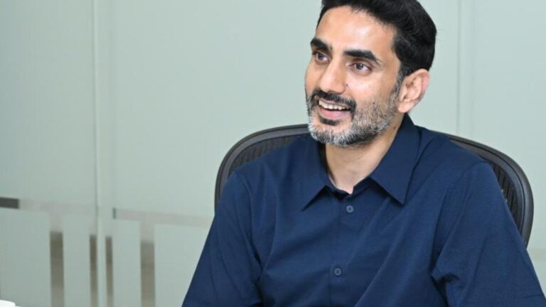 మహానాడు సన్నద్ధతపై లోకేశ్ భేటీ | మహానాడు విజయవంతానికి అందరూ సహకరించాలని నారా లోకేష్ పిలుపునిచ్చారు
