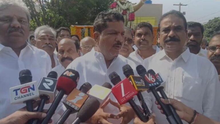హైదరాబాద్ : శంషాబాద్ ఎయిర్ పోర్టుకు ఎన్టీఆర్ పేరుపెట్టాలన్న బీఆర్ఎస్ ఎమ్మెల్యే