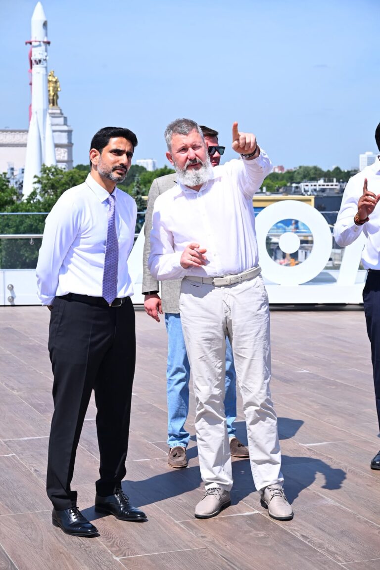రష్యన్ టెక్నాలజీ దిగ్గజంతో లోకేష్ చర్చలు జరపడంతో ఆంధ్రప్రదేశ్ ఐస్ రేర్ ఎర్త్ హబ్