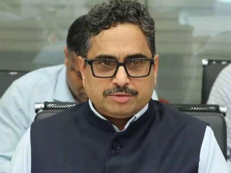 తెలంగాణ కొత్త సీఎస్ ఎవరంటే? తెలంగాణ కొత్త ప్రధాన కార్యదర్శిగా సంజయ్ జాజు నియమితులయ్యారు