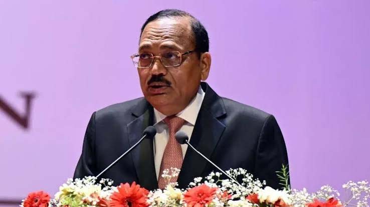న్యాయసమీక్షను ఆధిపత్యంగా చూడొద్దు
