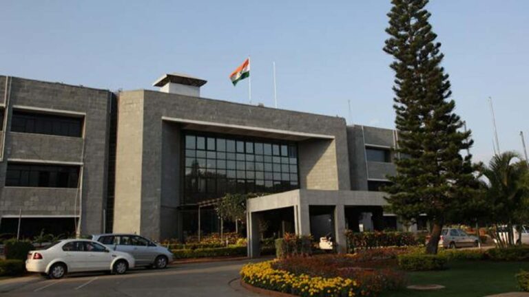 ISRO, NIA, DRDOలకు బూటకపు బాంబు బెదిరింపు ఇమెయిల్లపై ఢిల్లీ పోలీసులు ఘజియాబాద్ వ్యక్తిని అరెస్టు చేశారు