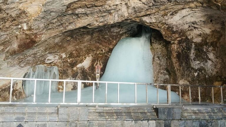 అమర్ నాథ్ మంచు శివలింగం కరుగుతోంది.. ఎందుకిలా..