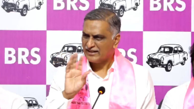 Harish Rao : రేవంత్ ఒక శాడిస్ట్ : హరీశ్ రావు