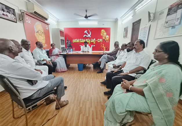 రక్షక భటులే భక్షకులు – విశాలాంధ్ర