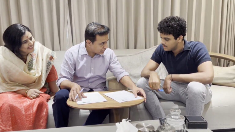 SIR KTR Family : ఓటరు జాబితా సవరణలో కేటీఆర్ కుటుంబం.. SIR పై వీడియో వైరల్ | ఓటర్ లిస్ట్ రివిజన్ రో వైరల్ వీడియోలో కేటీఆర్ కుటుంబంపై చర్చ మొదలైంది