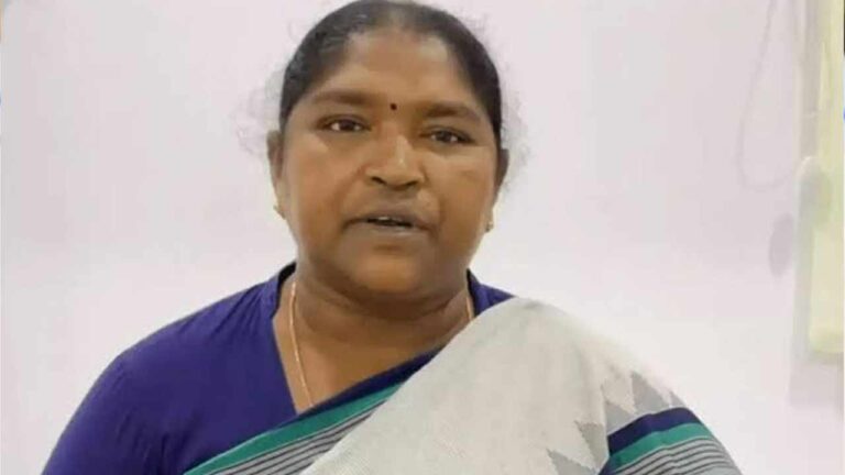 ములుగు సందర్శించే పర్యాటకులకు మంత్రి సీతక్క భద్రతా సలహాలు జారీ చేశారు