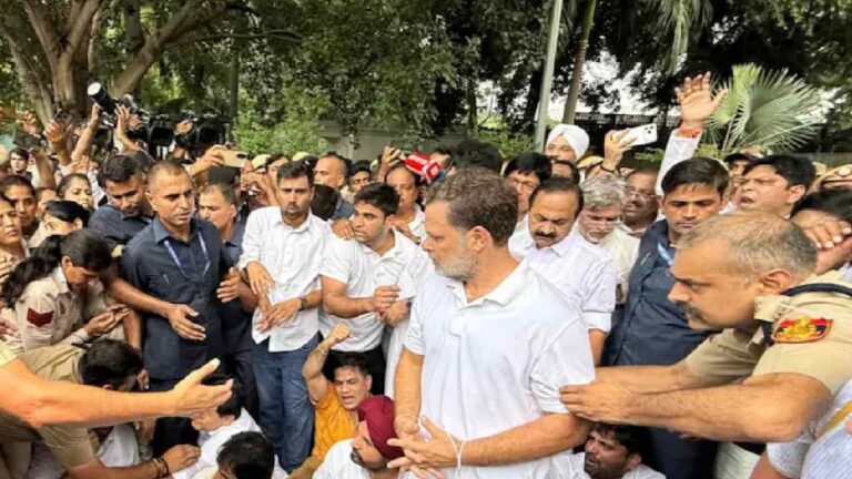 ప్రధాని మోడీ నివాసం వెలుపల కాంగ్రెస్ నిరసనను ప్రభుత్వం నిందించింది, దానిని భద్రతా ముప్పుగా పేర్కొంది